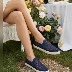 Tory Burch Navy Jesse Perforated Leather Suede Slip On Sneaker Rubber Sole 8.5